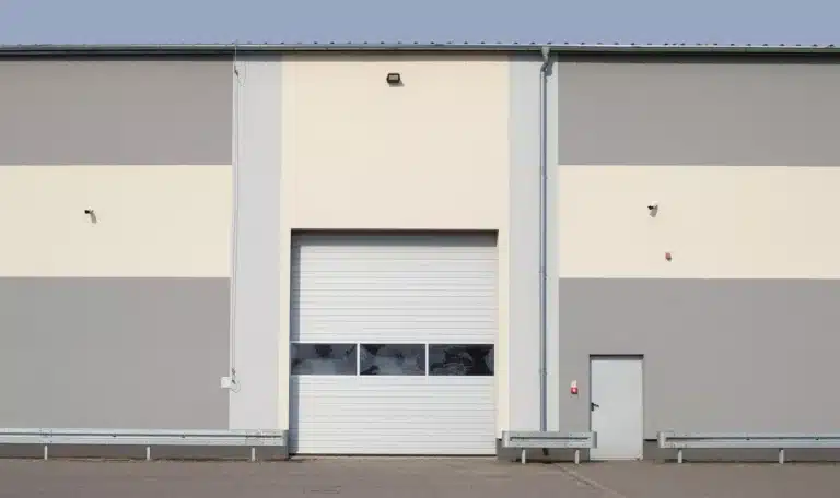 Commercial garage Door